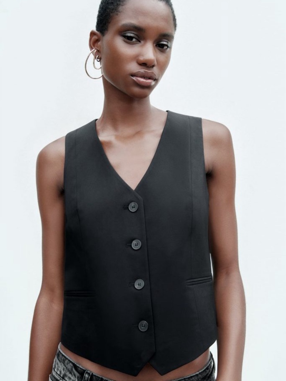 Zara Black Button-Front Sleeveless Vest